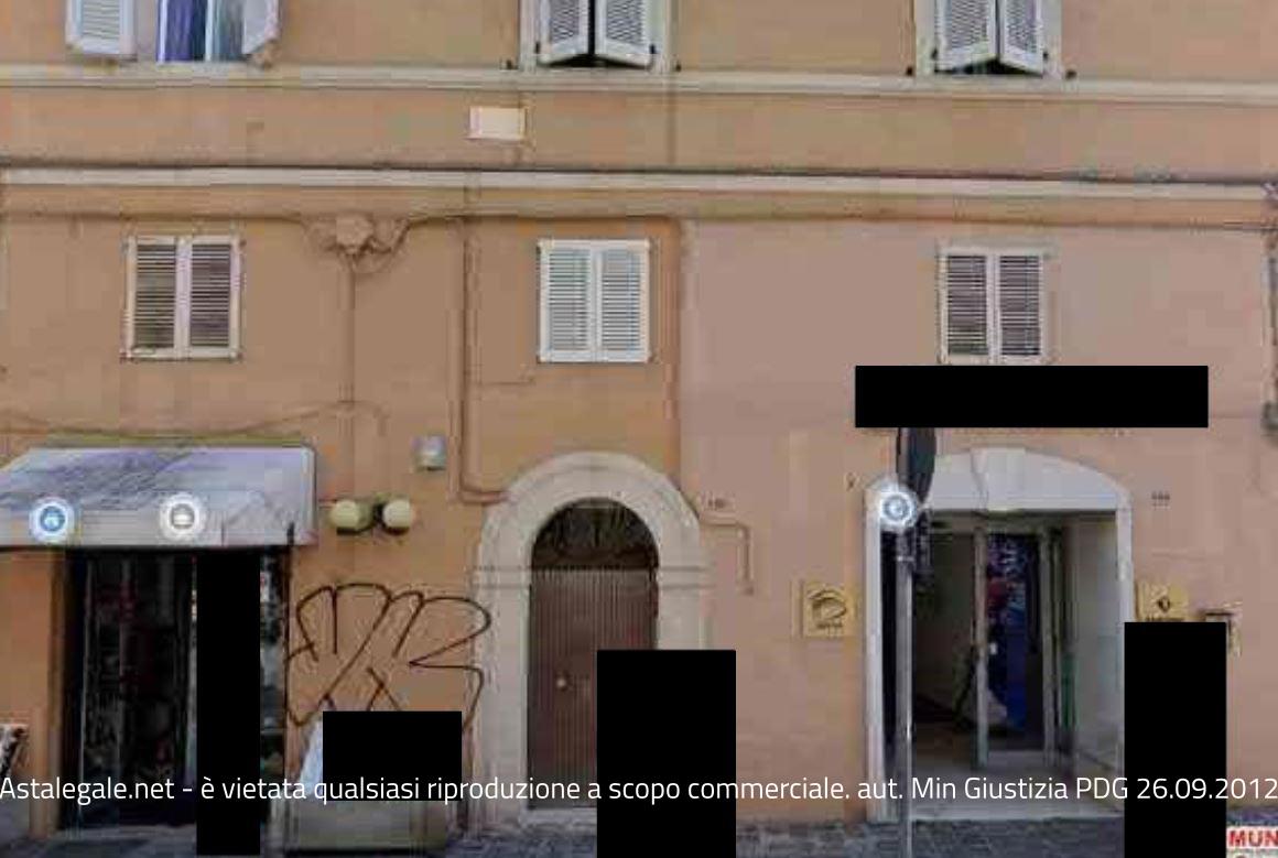 Asta giudiziaria Abitazione di tipo civile F.LLI CAIROLI 104, 62010 Macerata MC