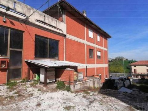 Asta giudiziaria Fabbricato Via Enrico Fermi Torre San Patrizio, 63814 Torre San Patrizio FM