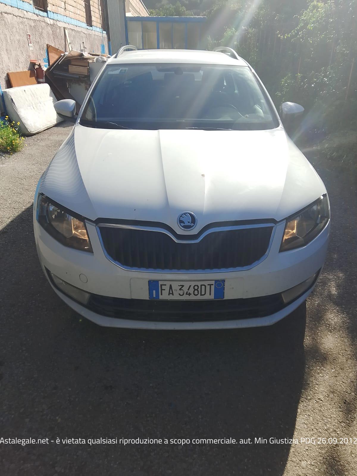Asta giudiziaria Autovetture N° 1 SKODA OCTAVIA TARGATA FA348DT, ANNO DI IMMATRICOLAZIONE 2015, CILINDRATA 1395,00 , ALIMENTAZIONE BENZINA/METANO, KM PERCORSI 275 MILA CIRCA