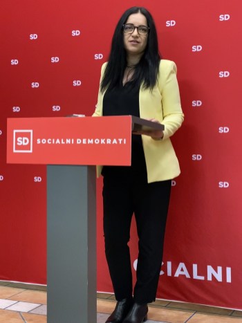 IMG_6806 Ganimet Shala, kandidatka SD v 4. volilni enoti, 11. volilnem okraju - Domžale 2