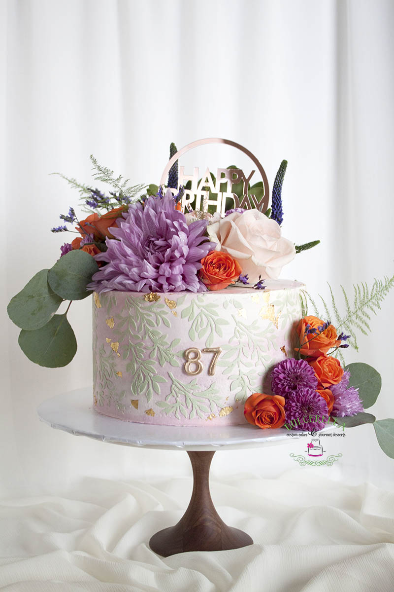 This cake is so beautiful and elegant. Birthday Cakes For Women Dulcerella Boise Wedding Cakes
