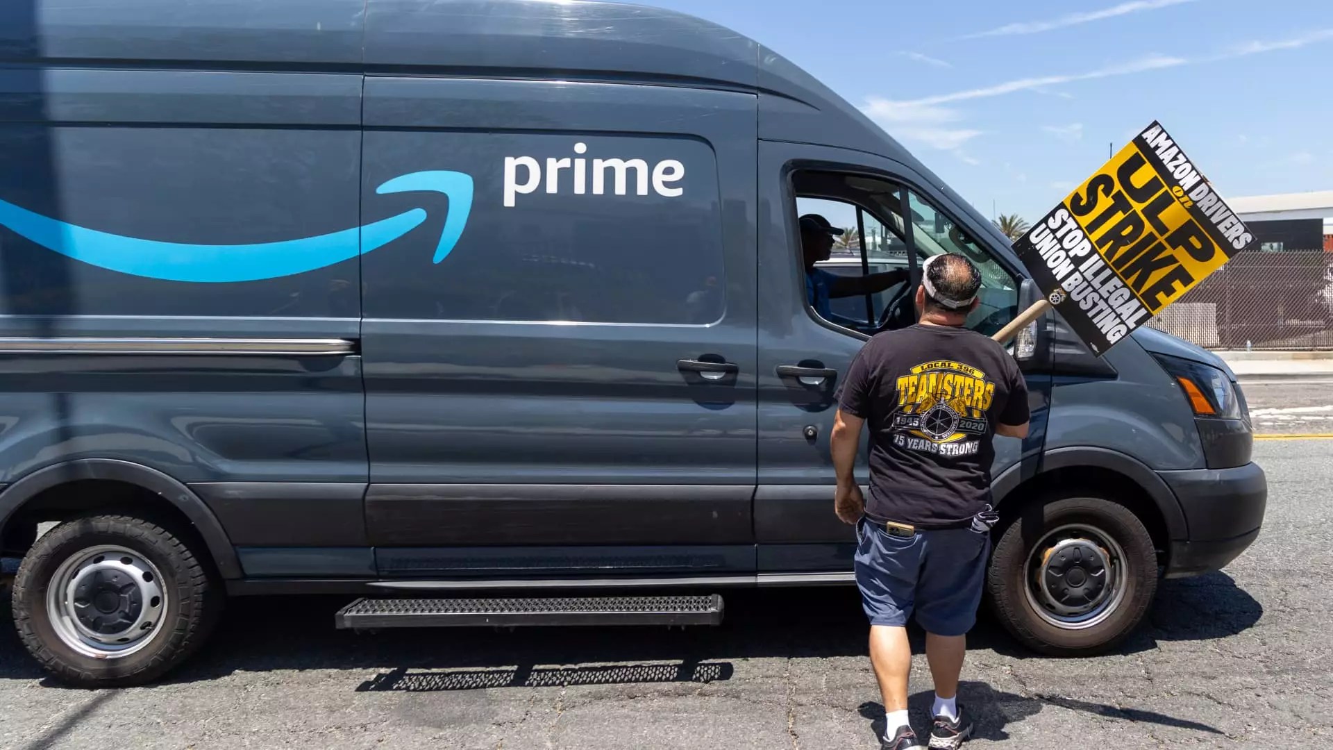 Amazon’s Complicated Relationship with Contracted Delivery Drivers