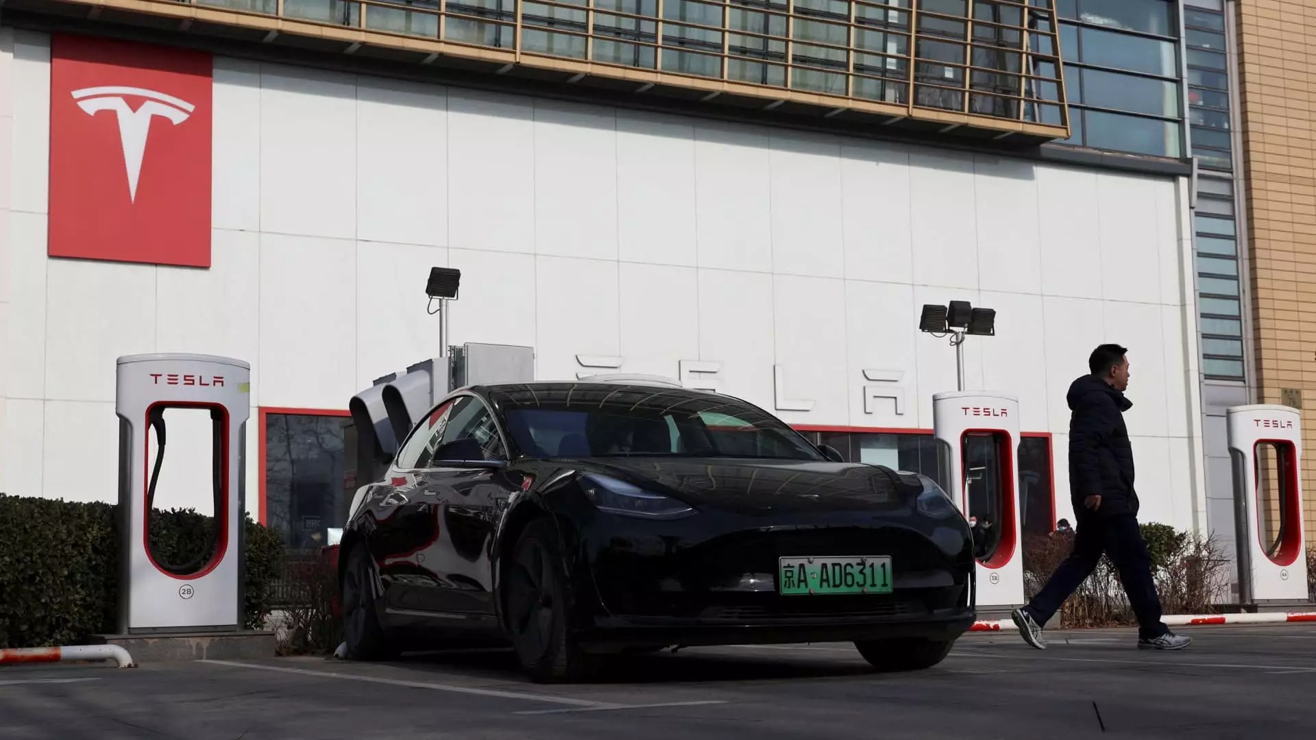 The Electric Vehicle Revolution: China’s Local Dominance Set to Strengthen in 2025