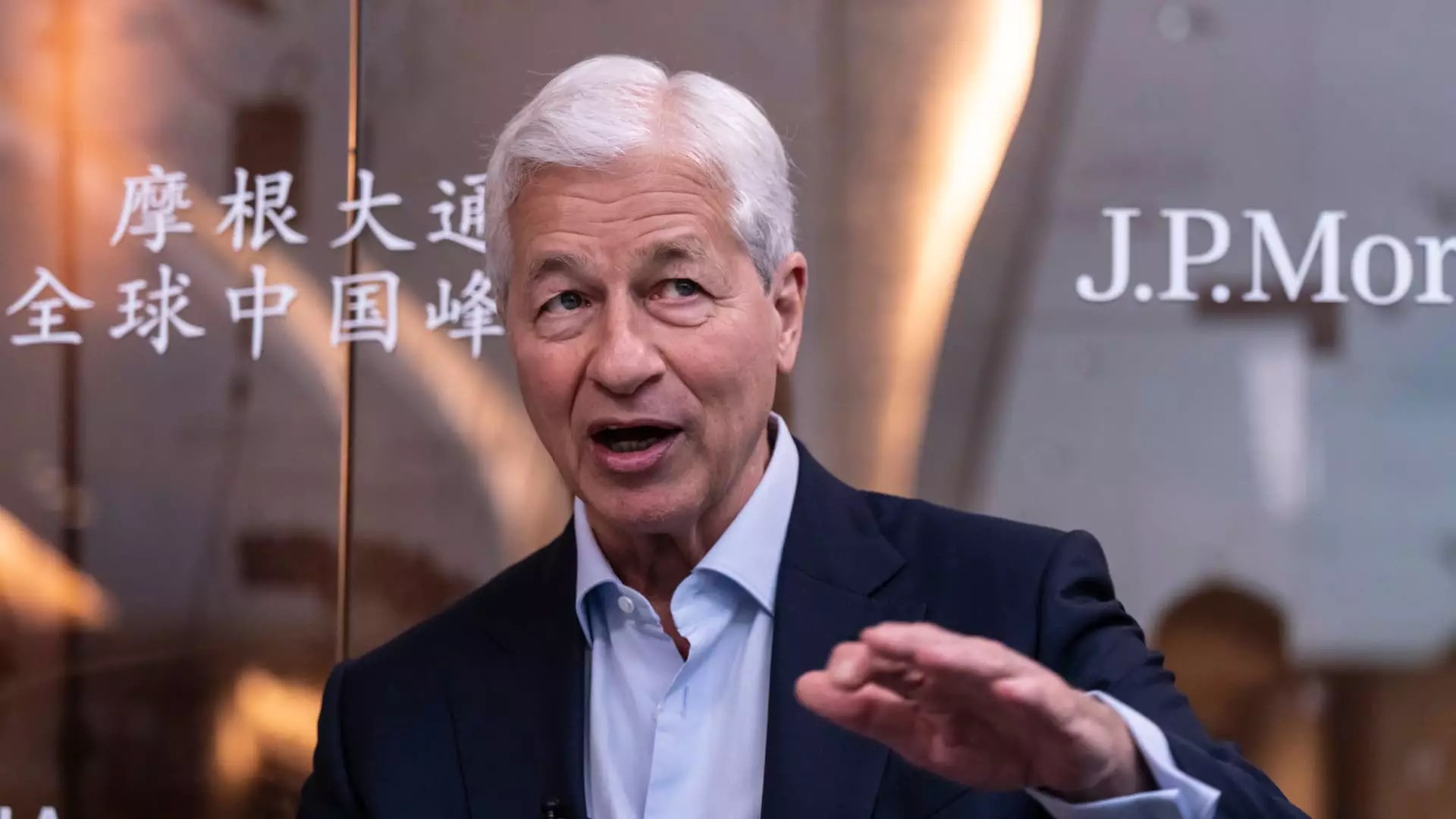 7 Disruptive Moves That Solidify JPMorgan Chase’s Dominance in Online Investing