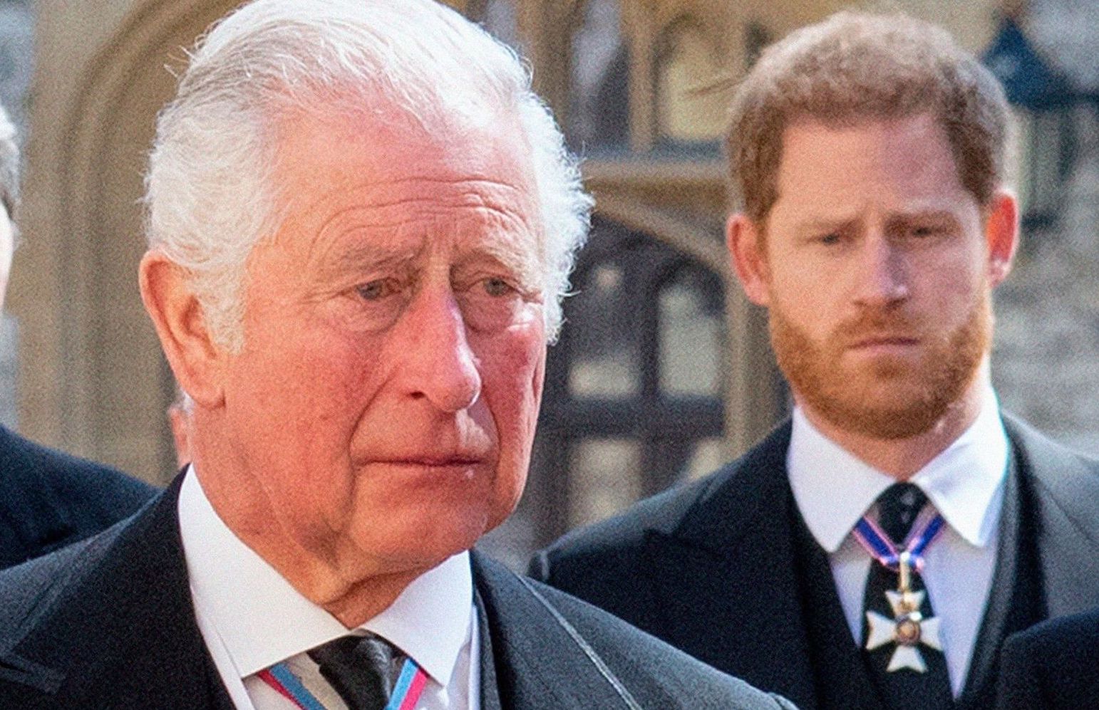 Prințul harry (33 de ani) și meghan markle (36 de ani), vedeta serialului 'suits', se vor căsători astăzi, la ora 11.00 gmt, în capela st. PrinÈul Harry S Ar Putea Intoarce AstÄzi In Sua Se IntamplÄ DupÄ ImpÄcarea Cu Fratele SÄu Èi O DiscuÈie PrivatÄ Cu TatÄl SÄu PrinÈul Charles Ea Md