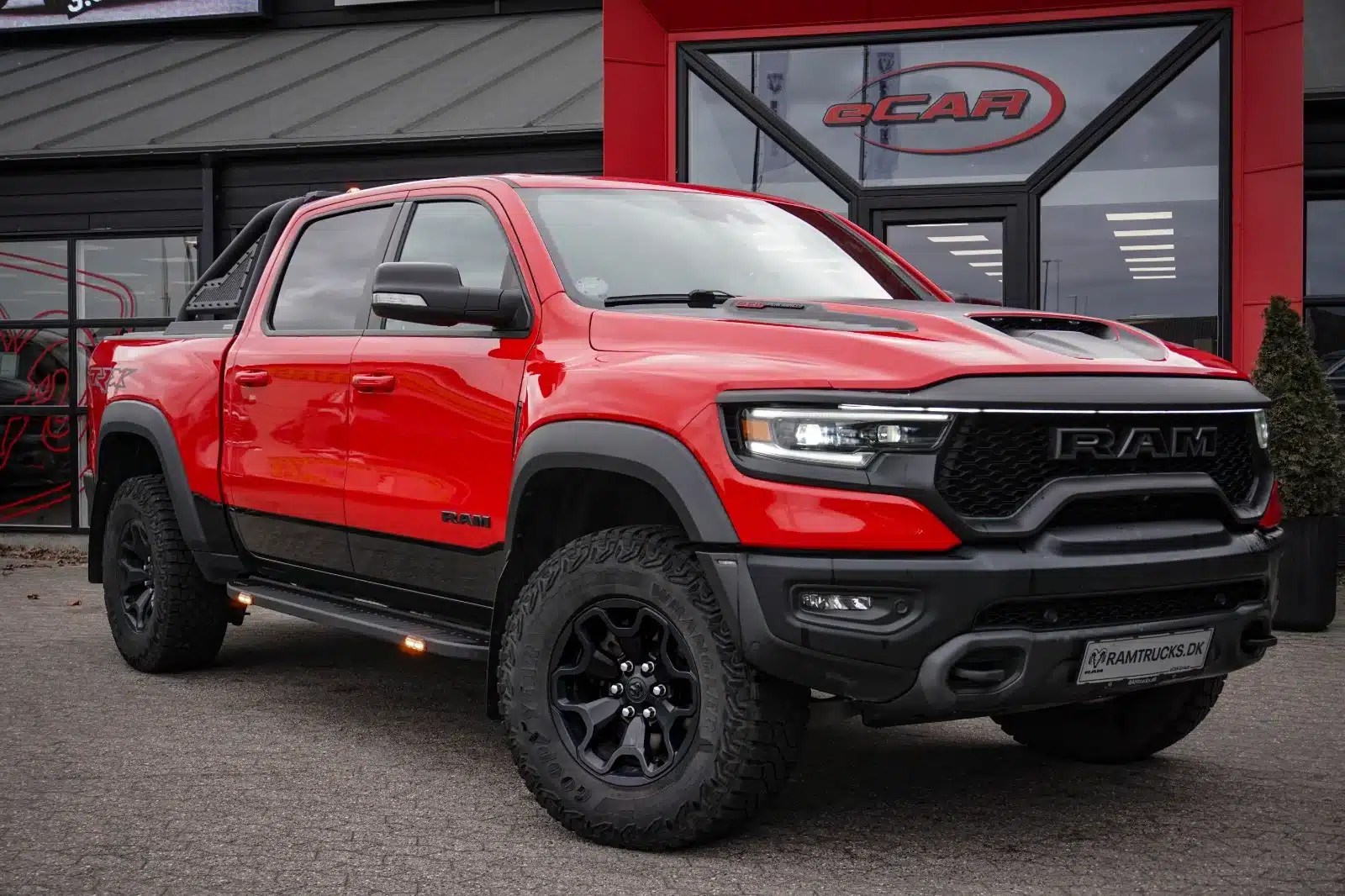 Dodge RAM TRX - venstre side