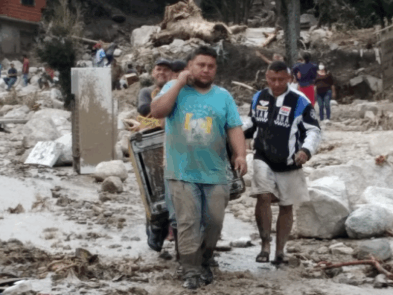 Obispos critican obstáculos de autoridades y GNB que impiden llevar ayuda a Mérida