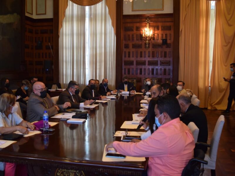 Conozca cuáles son los artículos de la Constitución que vulnera la renovación del TSJ