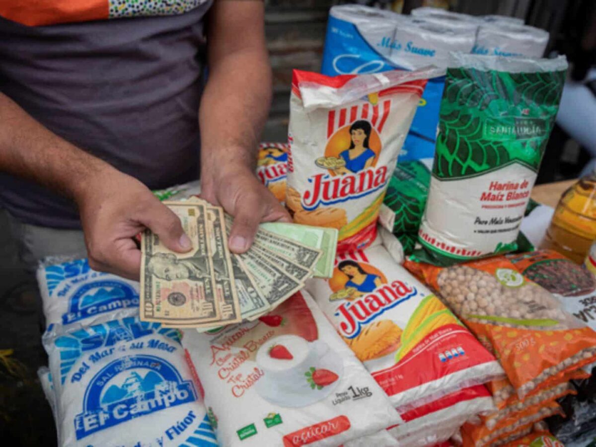 Canasta alimentaria familiar supera los $ 645 en febrero: 1.937 salarios mínimos para comer, según Cendas