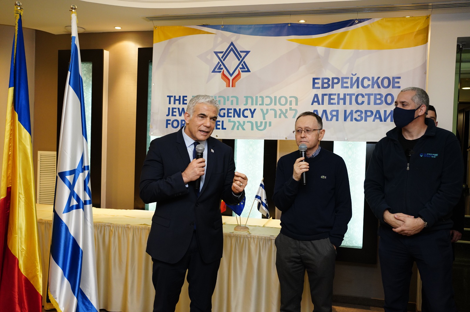 2, fifth floor, unirii square, . Israeli Foreign Minister Yair Lapid Visits Jewish Agency For Israel Aliyah Center In Romania Meets Jewish Ukrainian Refugees Ejp