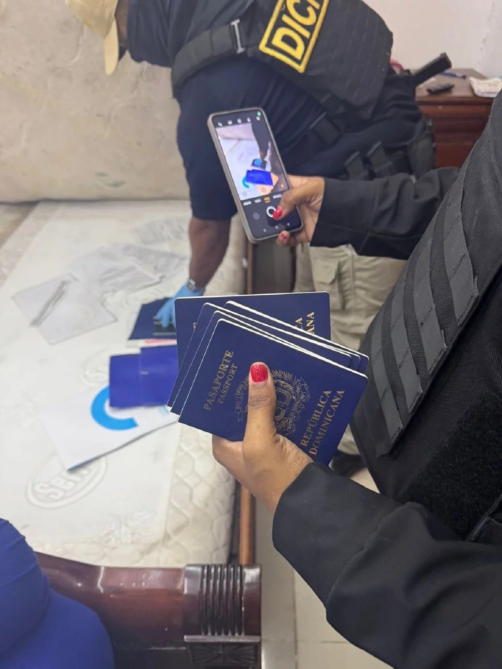 Policía investiga a agentes por posible vínculo con red de explotación sexual