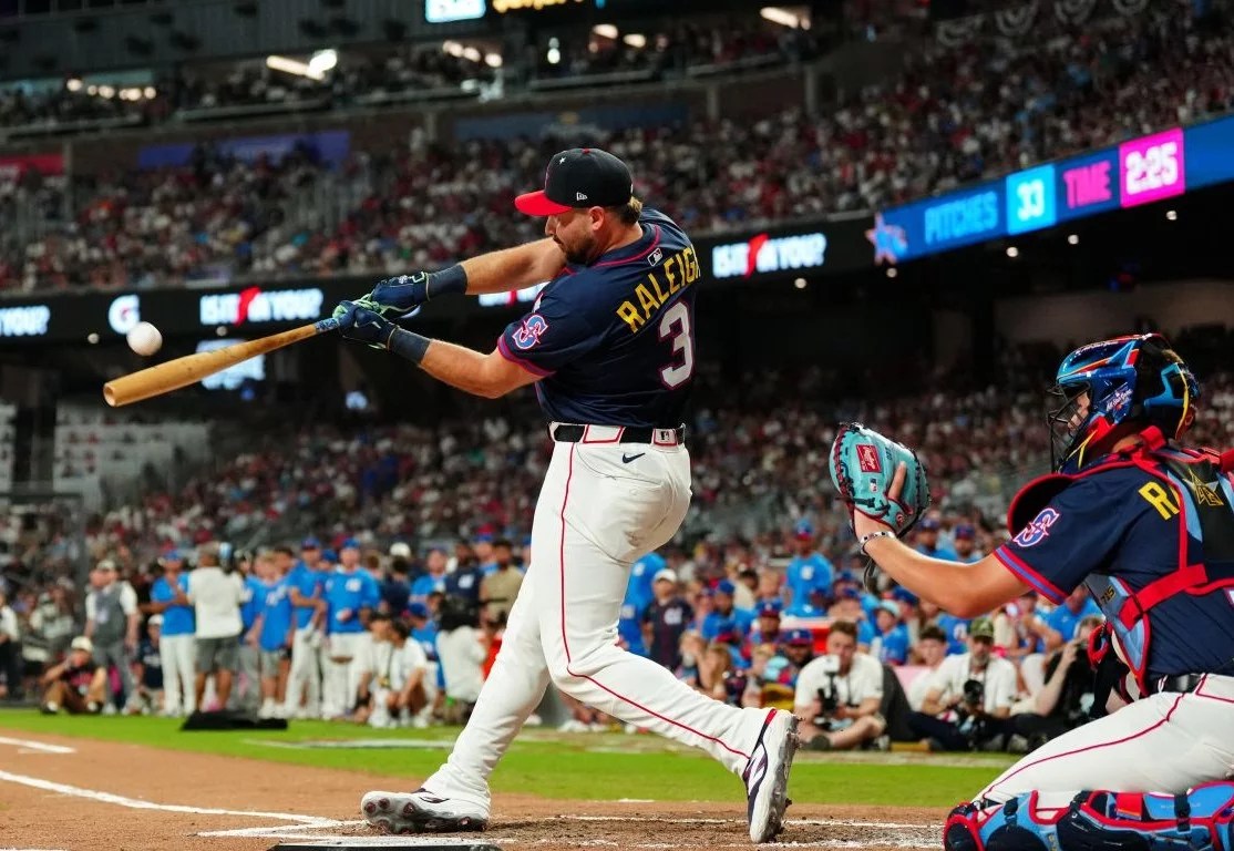 ¡Histórico! Cal Raleigh se convierte en el primer receptor en obtener el Derby de Jonrones de MLB