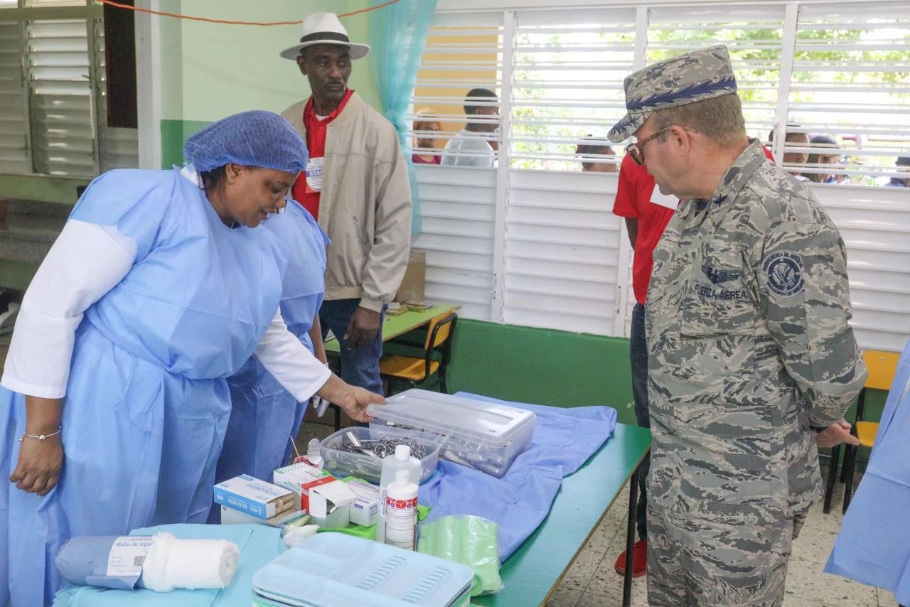FARD realiza más de 1,000 interconsultas médicas en el activo de movimiento cívica en San Luis
