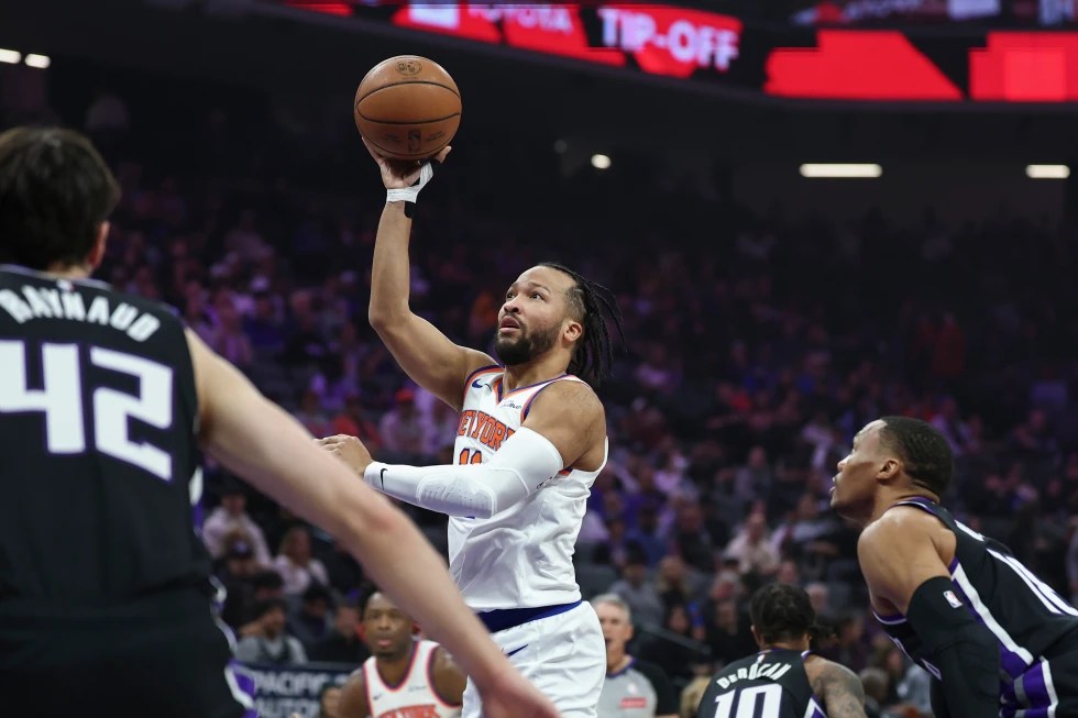 Jalen Brunson abandona el partido de los Knicks tras lesionarse el tobillo derecho