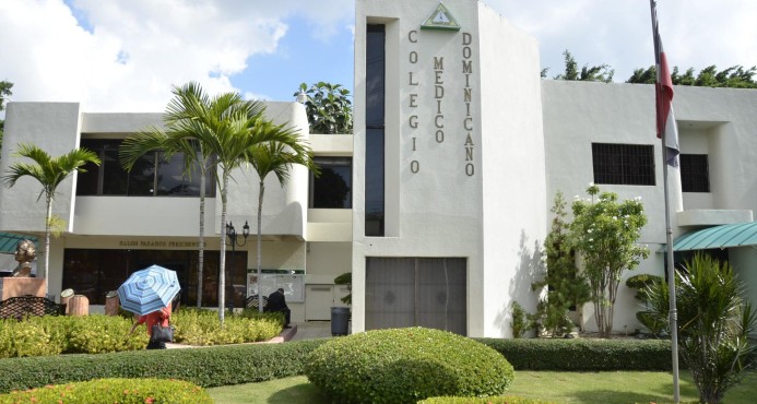 Colegio Médico Dominicano tiene 345 demandas legales contra galenos por