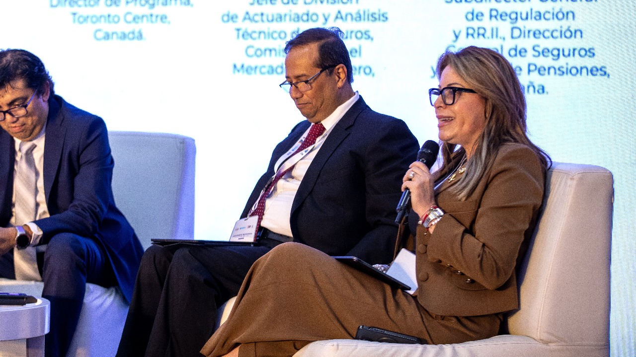 Superintendencia de Seguros de RD fortalece liderazgo en seminario Assal-IAIS 2025