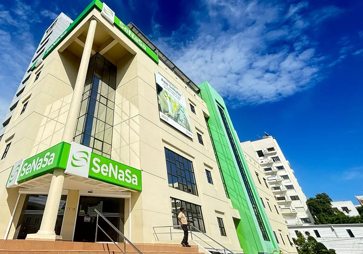 Luis Abinader designa nuevo director de Senasa