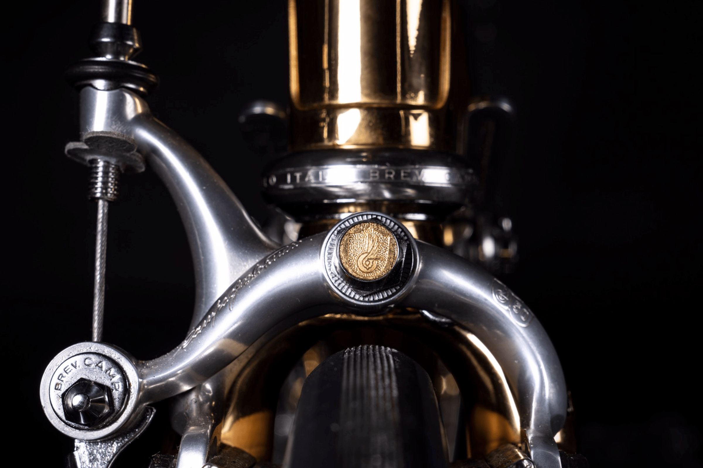 Restoring a Colnago Super bike to Colnago Super Saronni Red