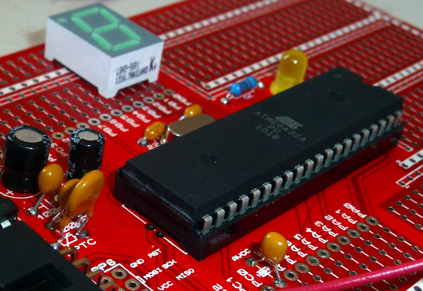Belajar Mikrokontroler AVR Tanpa Arduino : Project Pertama - embeddednesia.com