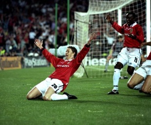 Ole gunnar solskjaer scores manchester united's last minute goal. Ole Gunnar Solskjaer Scores Manchester United S Winner In The 1999 Champions League Final On This Day Espn Co Uk