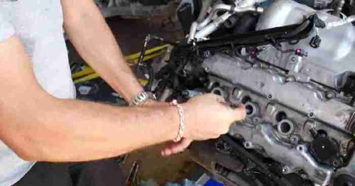 What causes a engine misfire