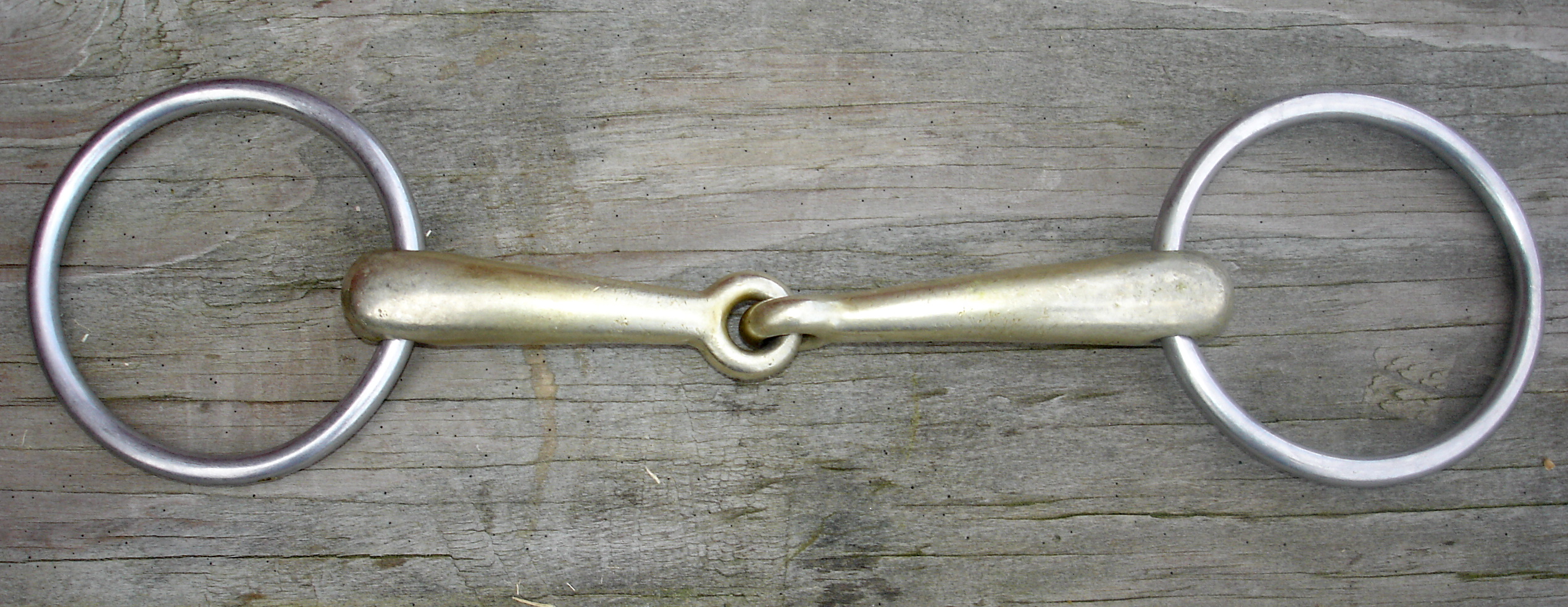 Yes, these are all snaffles EQUINE Ink