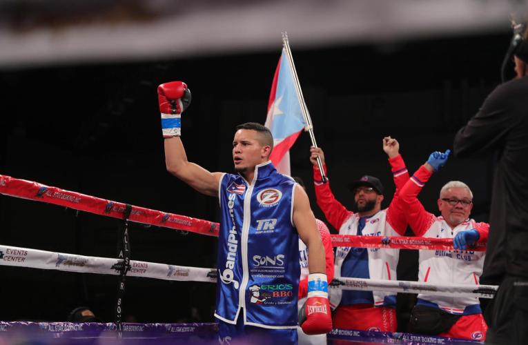 ORLANDO ‘ZURDO DE ORO’ GONZÁLEZ LIDERA VELADA EN FLORIDA