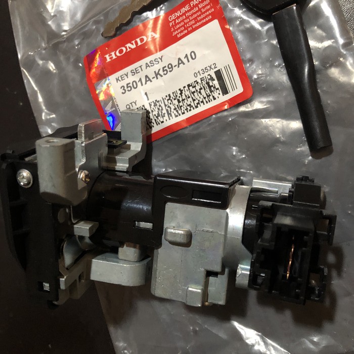 All new honda vario 150 hadir sebagai pilihan skutik eksklusif terbaru bagi pecintanya di kalangan anak muda. GRATIS ONGKIR Kunci Kontak Key Set Keyset Jok Assy Honda ...