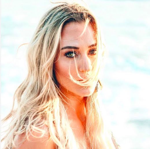 Getty images emily’s instagram is filled with game day pictures, rocking her husband’s number, and making it known. Meet Baker Mayfield S Wife Emily Wilkinson Mayfield Bio Wiki