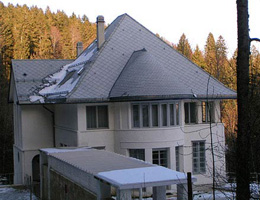 Будівля архітектором якого є Ле Корбюзьє. Ле Корбюзьє (Шарль Едуард Жаннере-Грі)