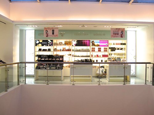 Beauty Bar Now In Bonifacio High Street Project Vanity