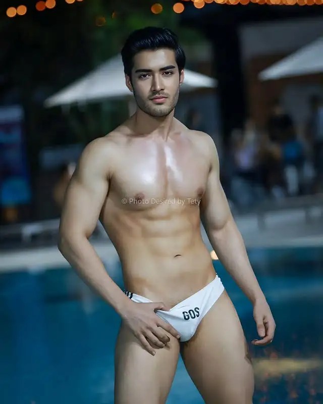 Onlayn porno tomosha: Buvim nabirasini aldayapti