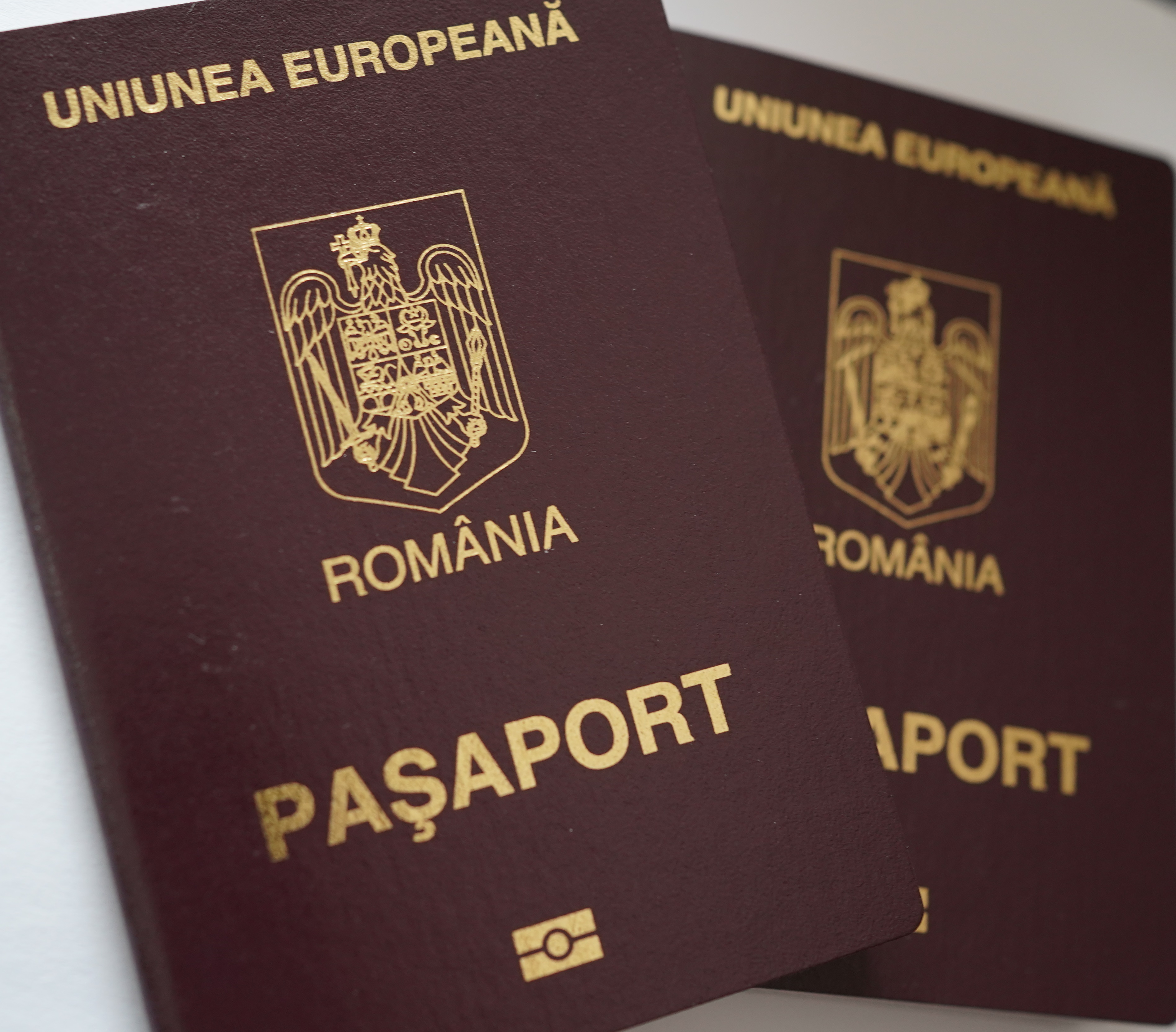 Pașaportul simplu electronic se eliberează, la cerere, cetățenilor români care îndeplinesc . DirecÈia GeneralÄ De PaÈapoarte PaÈaportul Romanesc Nu Se ElibereazÄ In Regim De UrgenÈÄ ProgramÄrile Se RealizeazÄ Exclusiv On Line Financial Intelligence