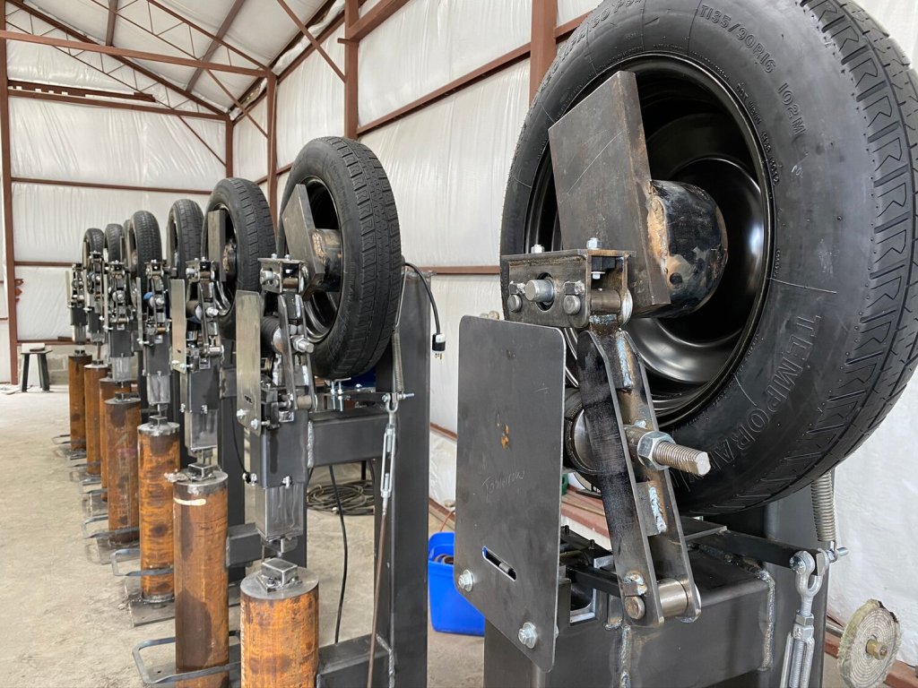 Tire Hammer Fire Iron