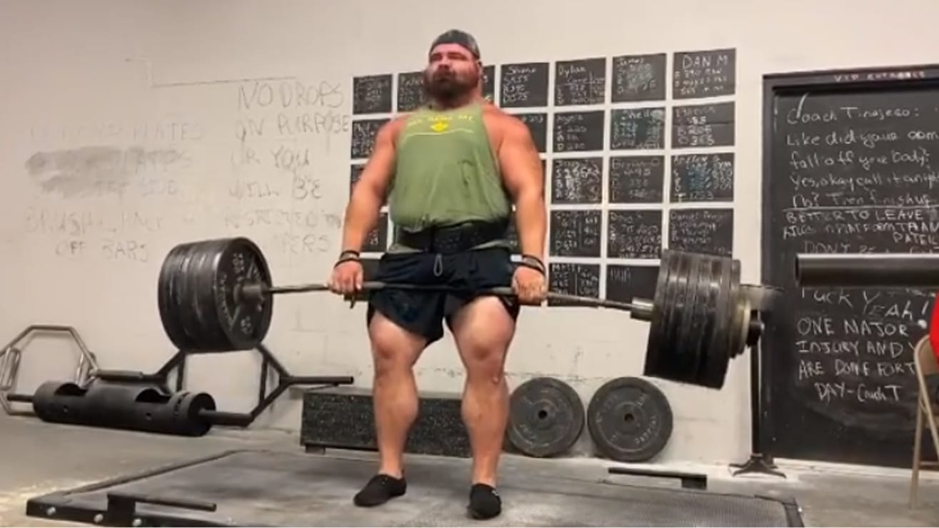Others adjust to a low incline for lunges or even pullups. Watch Daniel Bell Pull Bar-Bending 360 kg/ 795 lbs For A