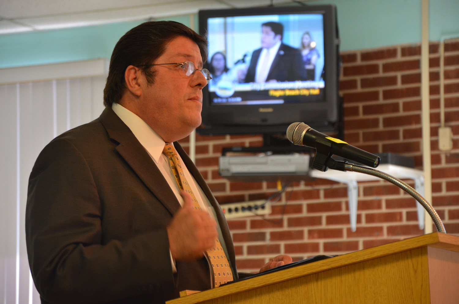 Bunnell's Armando Martinez a Finalist for City Manager's Job in