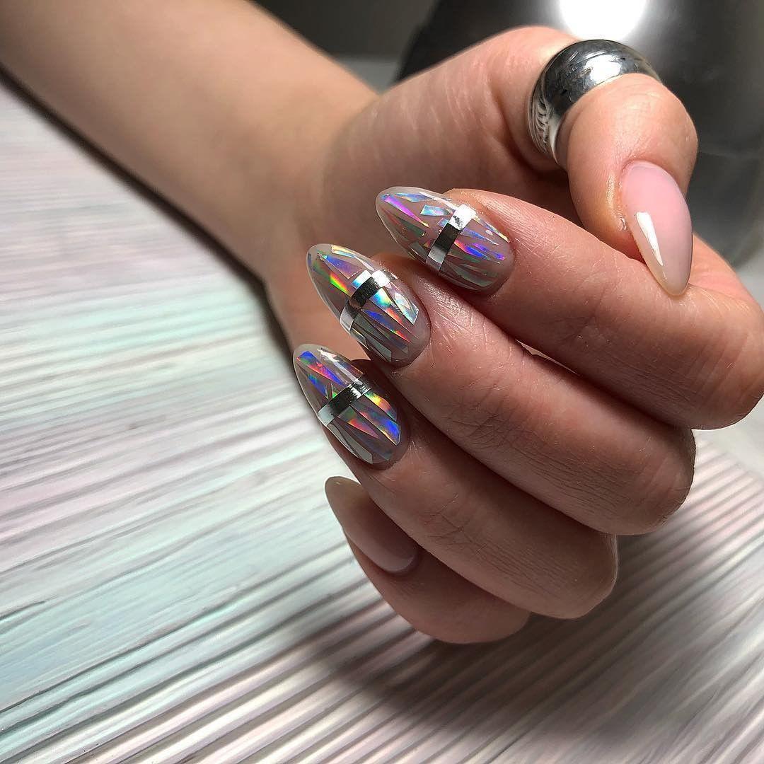 как рисовать полоски на ногтях