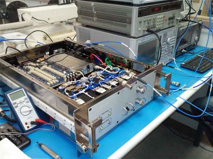 What do rf engineers do