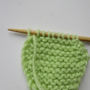 This creates a tighter edge on your knitting. A Neat Edge For Garter Stitch Slip 1 Purl Wise Wyif Amanda Berry