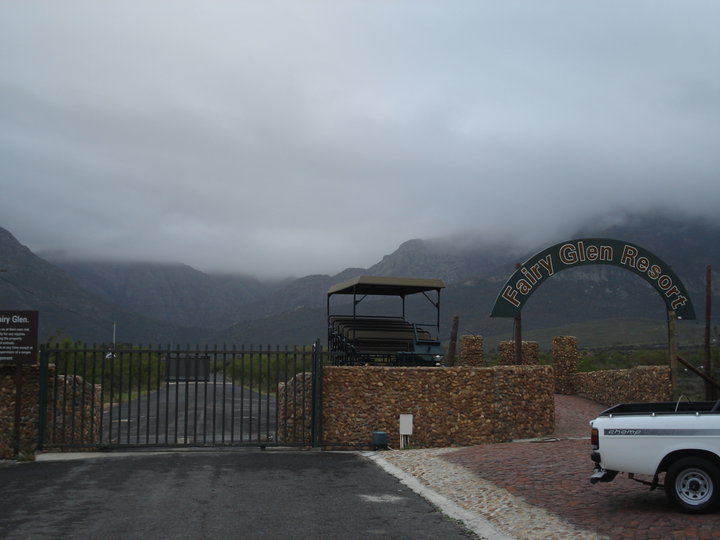 كما تحتل المرتبة الثالثة في العالم من حيث التنوع البيئي فيها. Ø±Ø­ÙØ© Ø¥ÙÙ Ø¬ÙÙØ¨ Ø£ÙØ±ÙÙÙØ§ " ÙÙØ¨ ØªØ§ÙÙ Ø ØµÙ Ø³ØªÙ " | ÙÙØªØ¯Ù Ø§ÙÙØ³Ø§ÙØ±ÙÙ Ø§ÙØ¹Ø±Ø¨