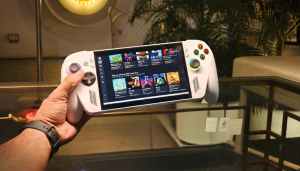 I Daily Drove the Asus ROG Xbox Ally for a Month — It’s the Best Windows Handheld