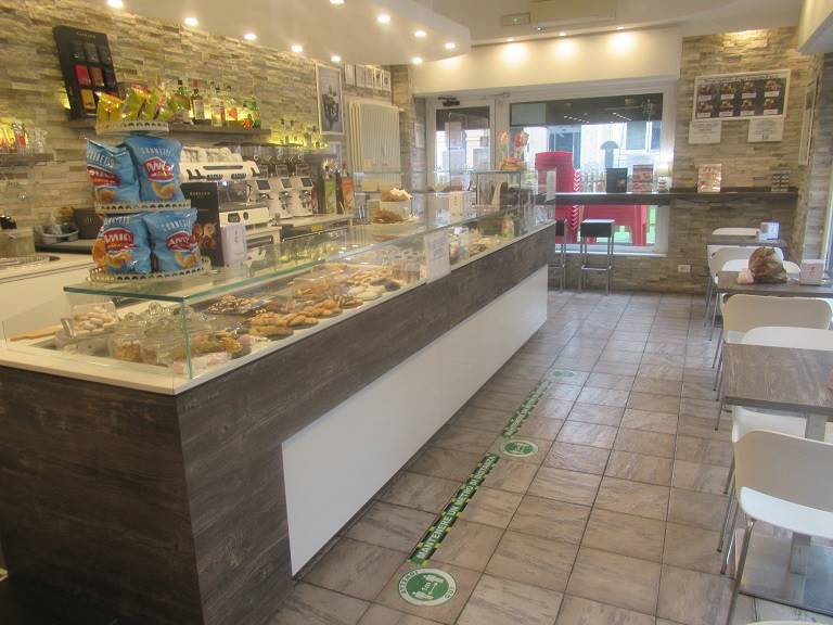 Attività Commerciali Bar E Tabacchi In Vendita A Monza Brianza | Pcase.it 576_x_768_jpg