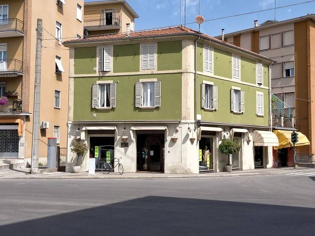 Attività Commerciali Bar E Tabacchi In Vendita A Parma | Pcase.it 480_x_640_jpg