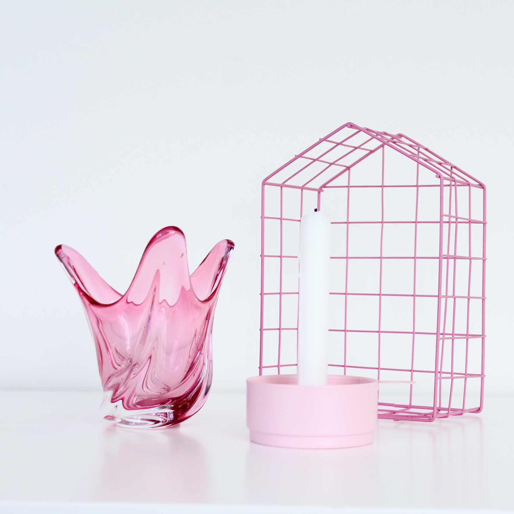 Home decor ideas - aussie home tour pink vignette