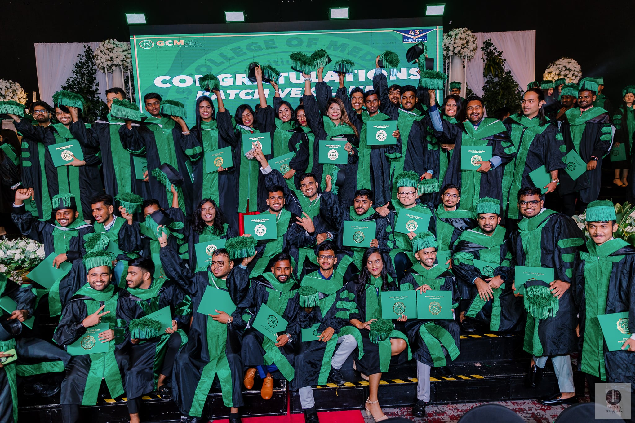 Batch Vexillum Graduates