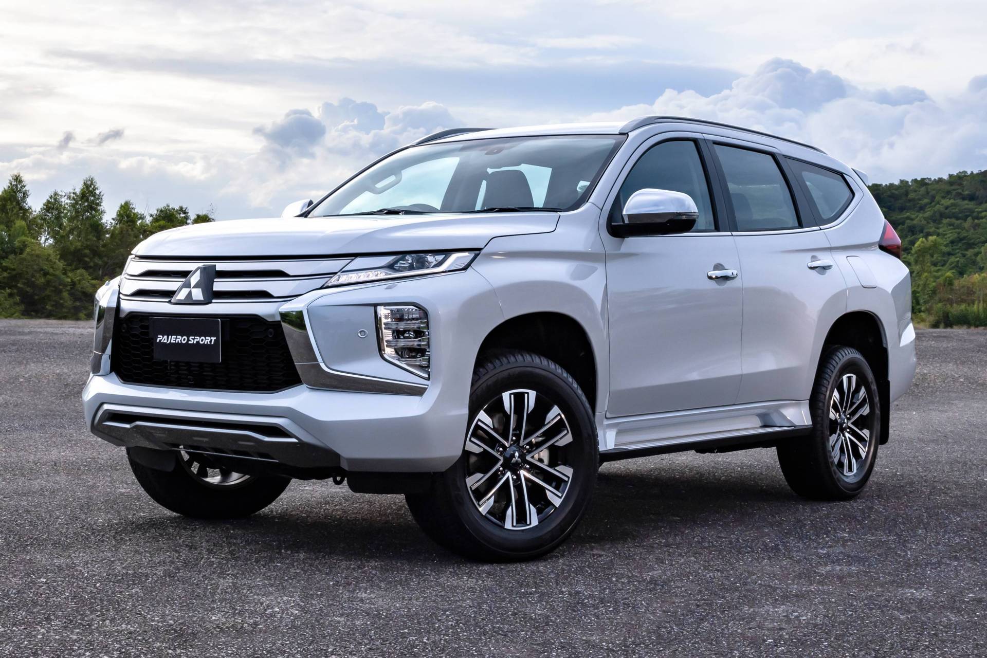Pajero Car Rental-2015 Model (Within Accra) - Frimprince Transport