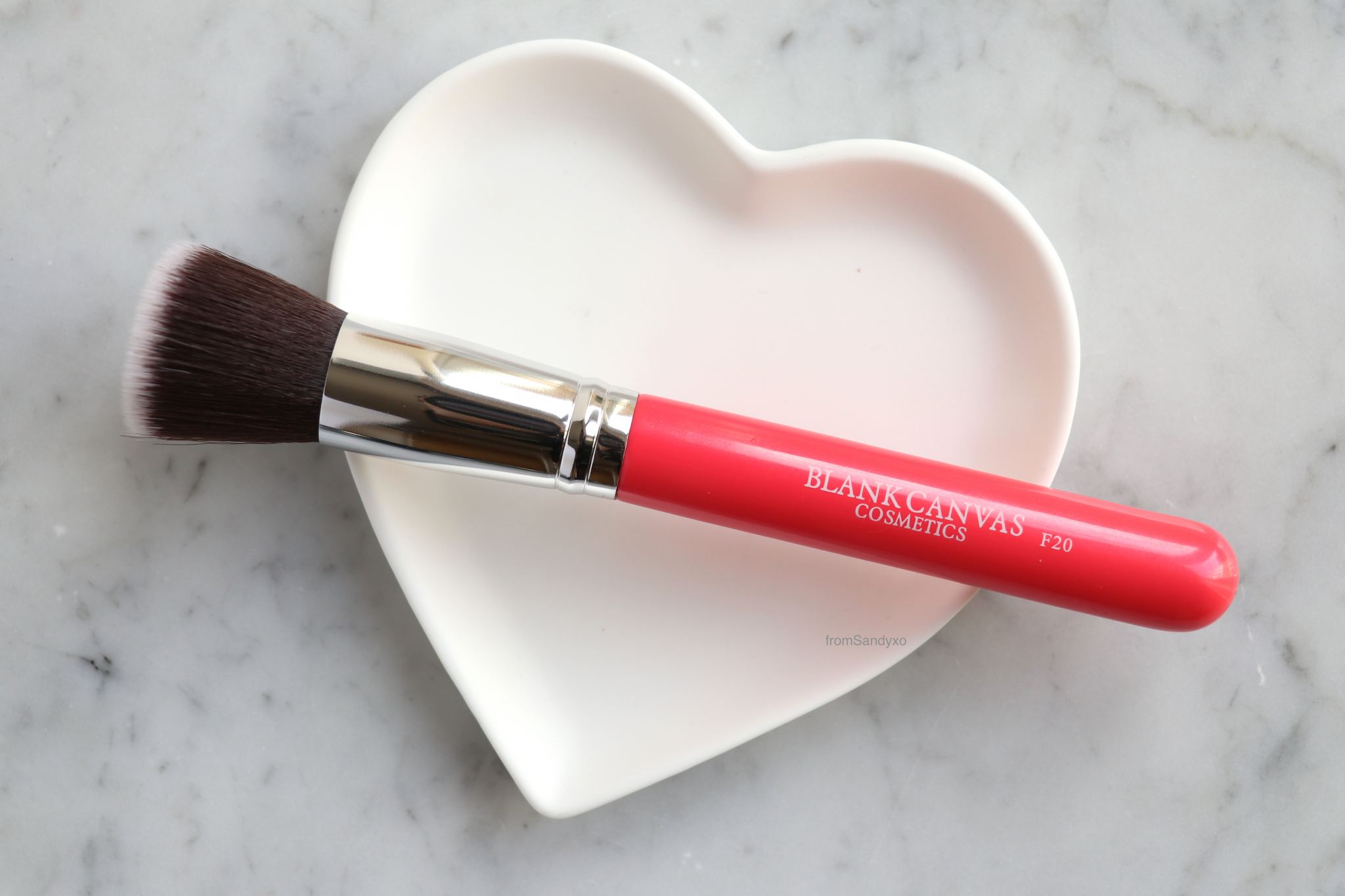 blank canvas concealer brush