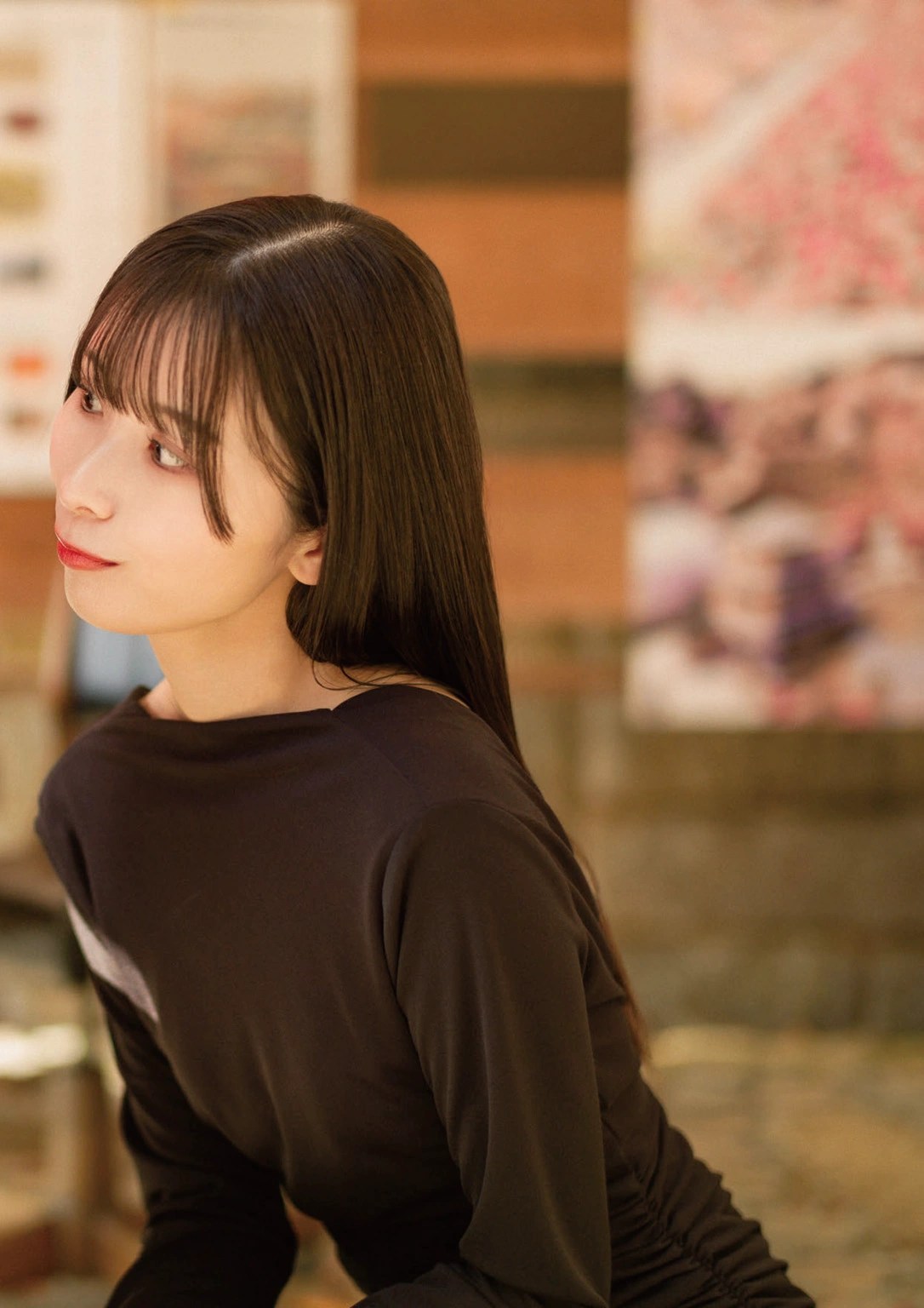 佐佐木琴子首本写真集《明け方の夢》艺术解析