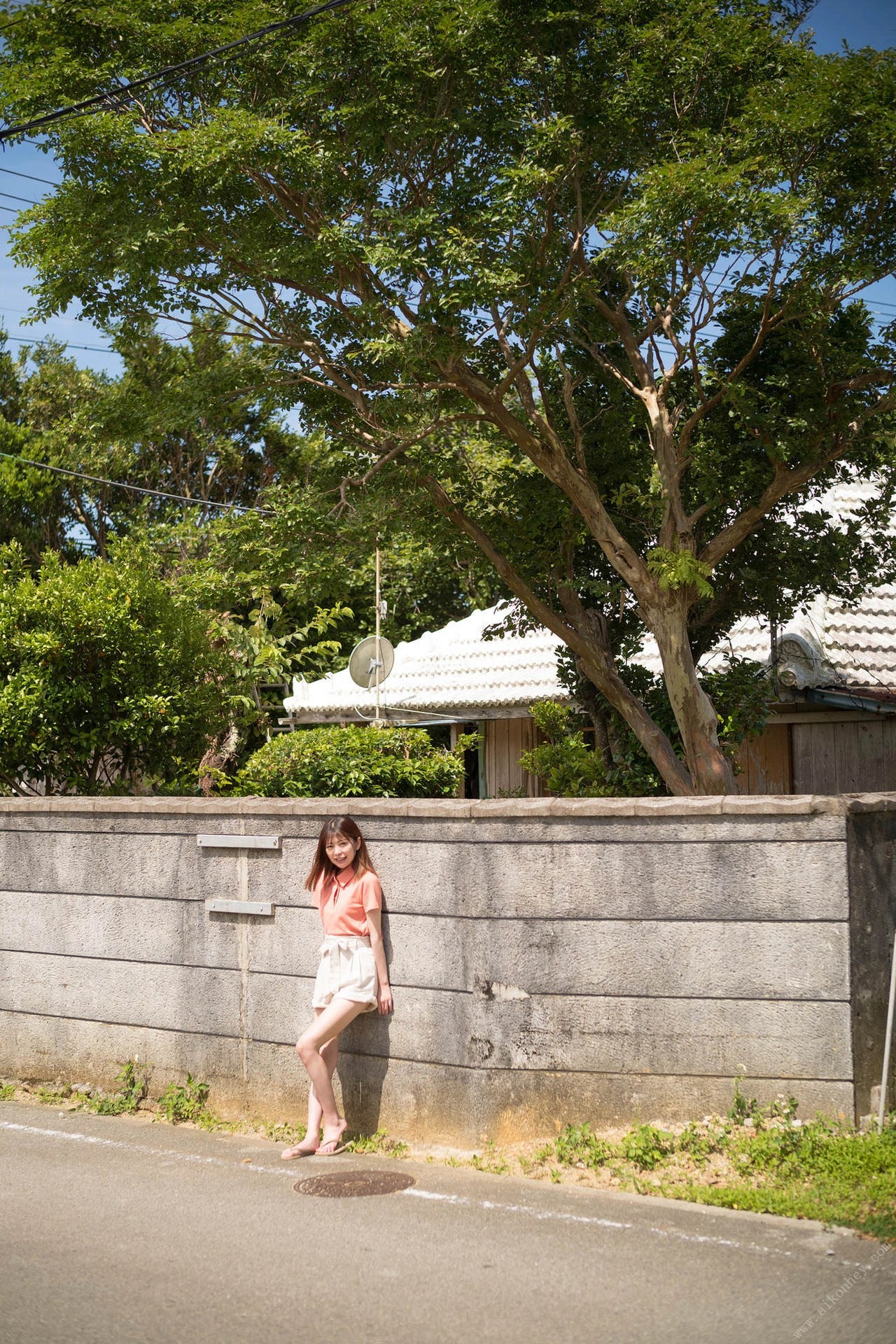 Hinako Mori 森日向子, ヌード写真集 「夏 駆ける 空 Blue sky Blue」 Set.02