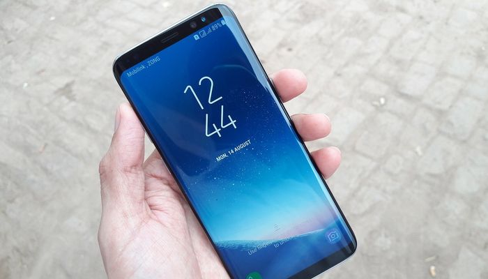 Perbedaan layar amoled, oled, tft dan ips. Apa Bedanya Tft Lcd Ips Dan Amoled Mana Yang Lebih Bagus Gadgetren